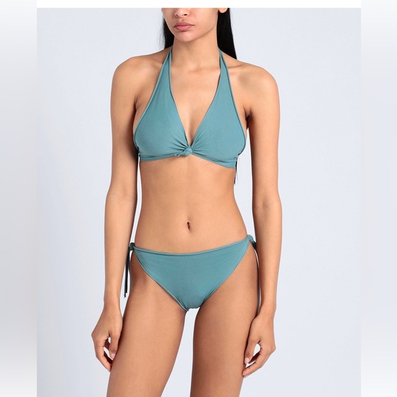 Halter bikinis in pastel blue - Picture 2 of 2